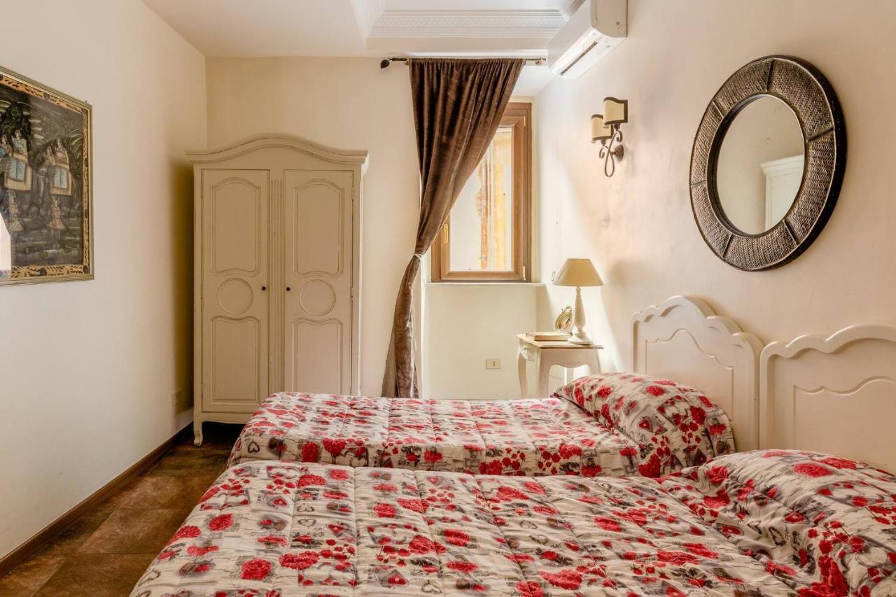 Rome Right In The Ancient Historical Center Two Bedrooms Two Bath, Up To 6 Pax Εξωτερικό φωτογραφία